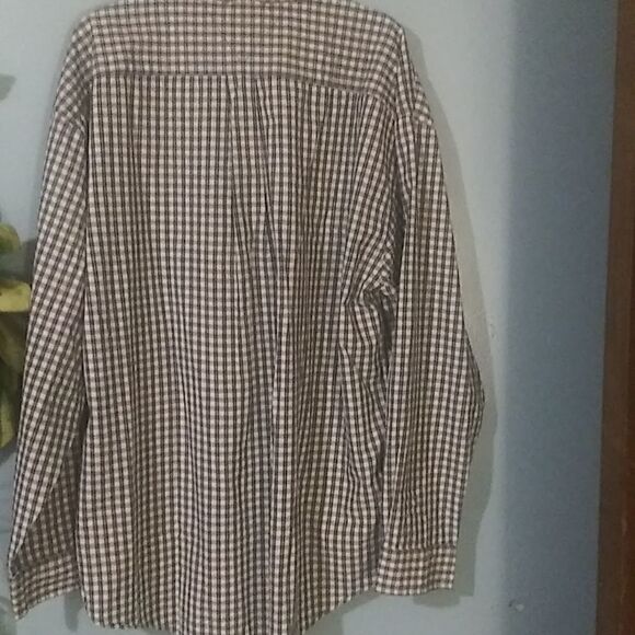 Tommy Hilfiger plaid button down - Picture 6 of 7